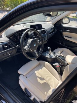 BMW rad 1 118i Sport Line A/T - 7