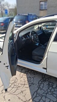 Predám Volgswagen Golf 7Variant - 7