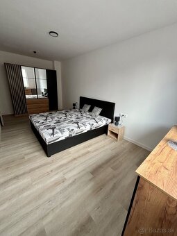 Na prenájom 4 izb. byt Hlohovec s 2 parkovacími miestami - 7