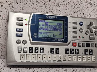 Mini sekvencer / YAMAHA QY100 / MUSIC SEQUENCER / JAPAN - 7