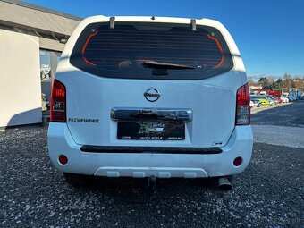 Nissan Pathfinder 2.5 dCi SE ,,7 MIEST - 7