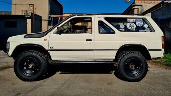 Nissan terrano 2.7 - 7