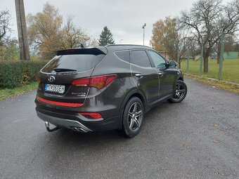 Hyundai Santa Fe 2.2 CRDi 4x4 Premium A/T - 7