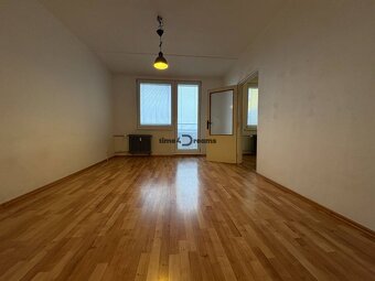 Na predaj: 3 izb.byt + 2x balkon + šatník - 7