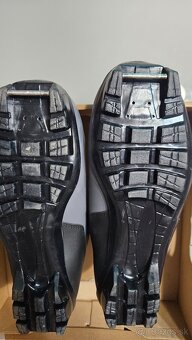 Bežecké lyže s príslušenstvom - 7