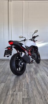 Honda CB 750 Hornet - 7