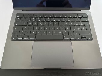 MacBook Pro 14" M4 / 512GB / 16GB RAM / SK / Vesmírne čiern - 7
