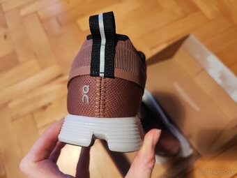 Tenisky On Cloud  velkost 40 - 7