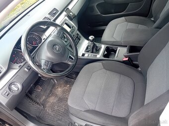 Predam vw passat b7 2.0tdi - 7