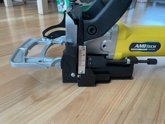 Lamelovacia fréza Amitech 900W - 7