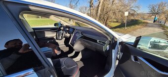 Tesla S85 - 7
