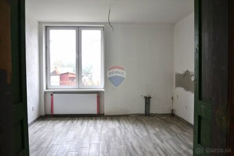Komplet zrekonštruovaný dom na predaj v obci Dolná Strehová - 7