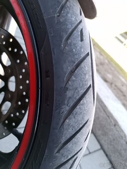 Yamaha FZ400 - 7
