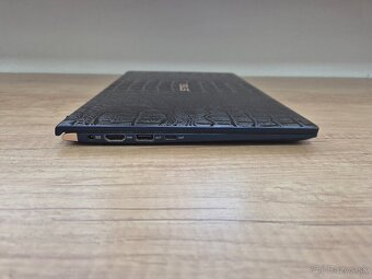 ASUS ZenBook 14 UX433FA /i5-8265U/8GB RAM/FHD IPS/256GB SSD - 7