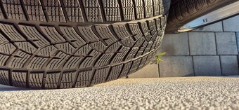Audi A6 C8 sada kolies zimné Good Year 225/55 R18 - 7
