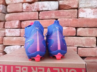 Pánské kopačky značky Puma Ultra Match FG/AG, velikost 43 - 7