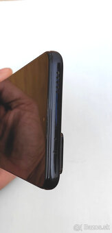 xiaomi 12T Pro,pekny stav,200Mpx fotak,8/256GB,vykony - 7