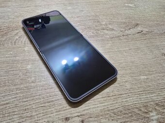 Samsung Flip 6 256gb v top stave nepouzivany bol iba odlozen - 7