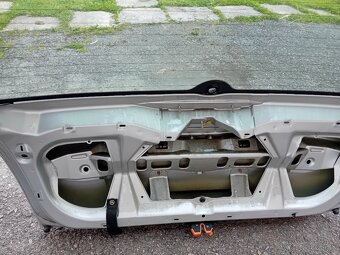 Predam zadny kufor nsraznik škoda fabia 1 - 7