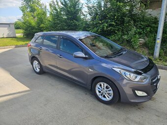 HYUNDAI I30 combi - 7