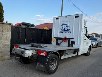 Mercedes-Benz Sprinter 519 - mini ťahač so spaním - 7