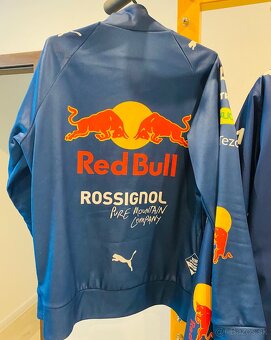 Red Bull - 7