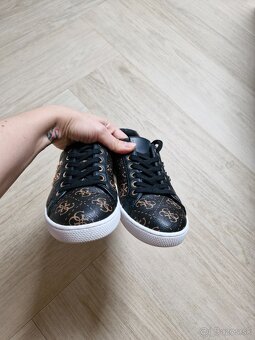 Guess cierne hnede bezove zlate monogram tenisky 36 a 38 - 7