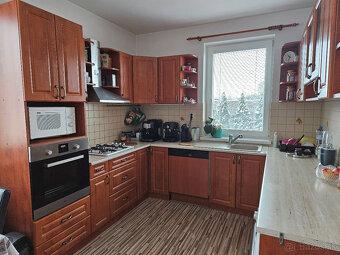 PREDAJ - rodinný dom so záhradou (Martin - Tomčany) - 7