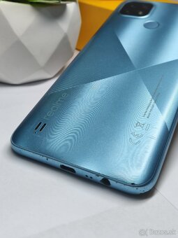 Predám mobilný telefón Realme C21 - 7
