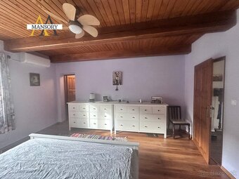 Na predaj  rodinný dom na okraji vidieka na 18 289 m2 pozemk - 7