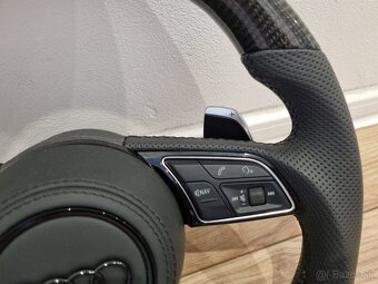 AUDI VOLANT KARBONOVY ZKOSENY s airbagom a RS padlami - 7