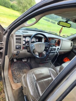 Predám dodge ram 5,7 hemi - 7