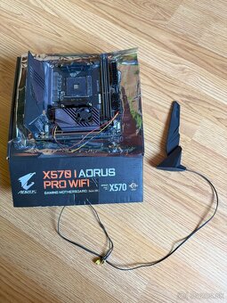 predam mini ITX dosku Gigabyte X570 I AORUS PRO WIFI - 7