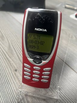.:  Nokia 8210 - original Modra + Červená - 7
