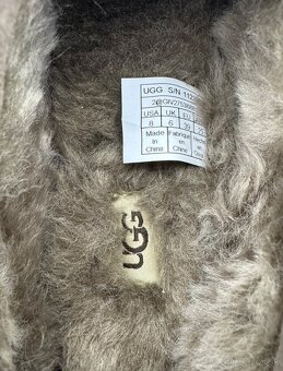 UGG Tazz II Molasses - 7