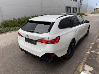 BMW i5 M60 xDrive M Individual - 7