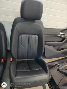 Audi E-tron interier - 7