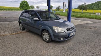 Predám KIA RIO - 7