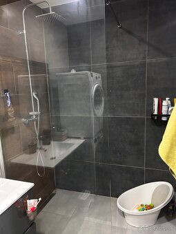 PREDAJ - 2 izbový byt NA NÁMESTÍ - 7