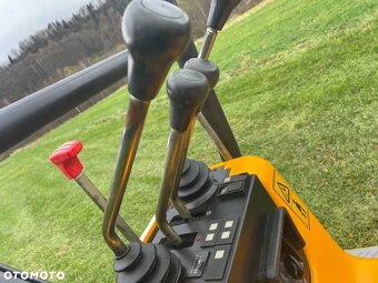 Mini rýpadlo JCB 1t JCB 8008 Dovoz Nórsko 2015r. AKO NOVÉ 6 - 7
