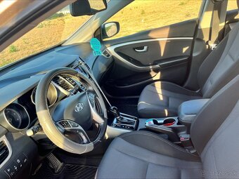Hyundai i30 1.6 CRDi - Hatchback, 7-st. automat - 7
