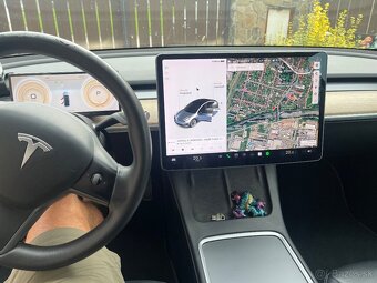 Tesla 3 long - 7