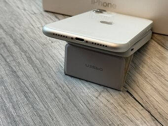 Apple iPhone 11 64GB White TOP STAV - 7