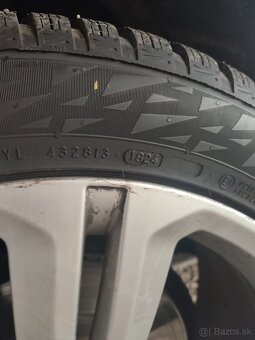 predám zimné pneu.275/45 r21 - 7