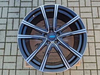 AEZ Montreal 8,5x20 5x112 black polished - 7