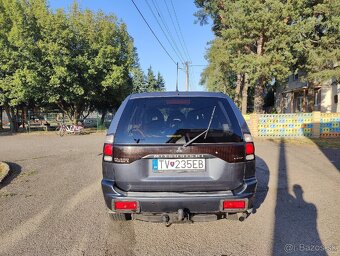 Mitsubishi Pajero Sport - 7