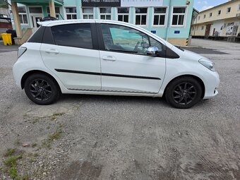 Toyota Yaris 1.3 MT6 (99 koní) benzín štvorvalec - 7
