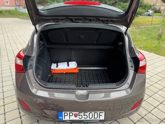 Hyundai i30 1.4i MPI Comfort, 73 kW, 61 700 km, 1. majiteľ, - 7