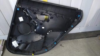 HYUNDAI i30 zámok ,kľučka ,motorček, tapacír - 7