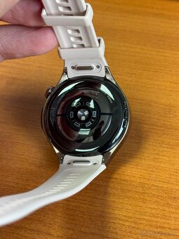 Huawei Watch 5 42 mm LTE NFC - Gold - nepouzite - 7